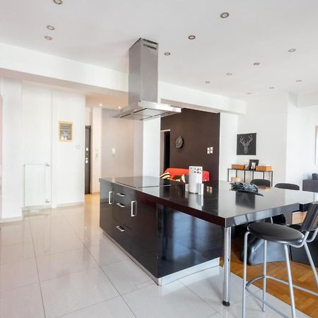A Luxury & Comfortable Apt In เอเธนส์ ภายนอก รูปภาพ